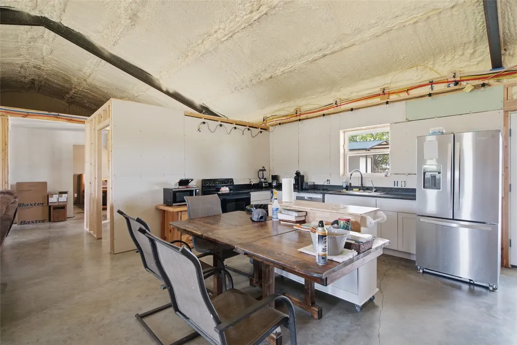 1017 County Road 4699 Boyd TX 76023