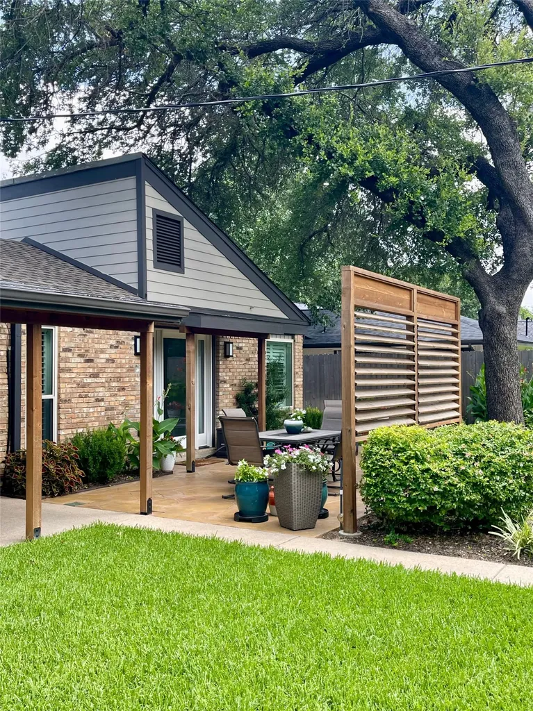 2112 Quail Run Drive Corinth TX 76208