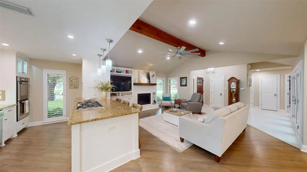 2112 Quail Run Drive Corinth TX 76208