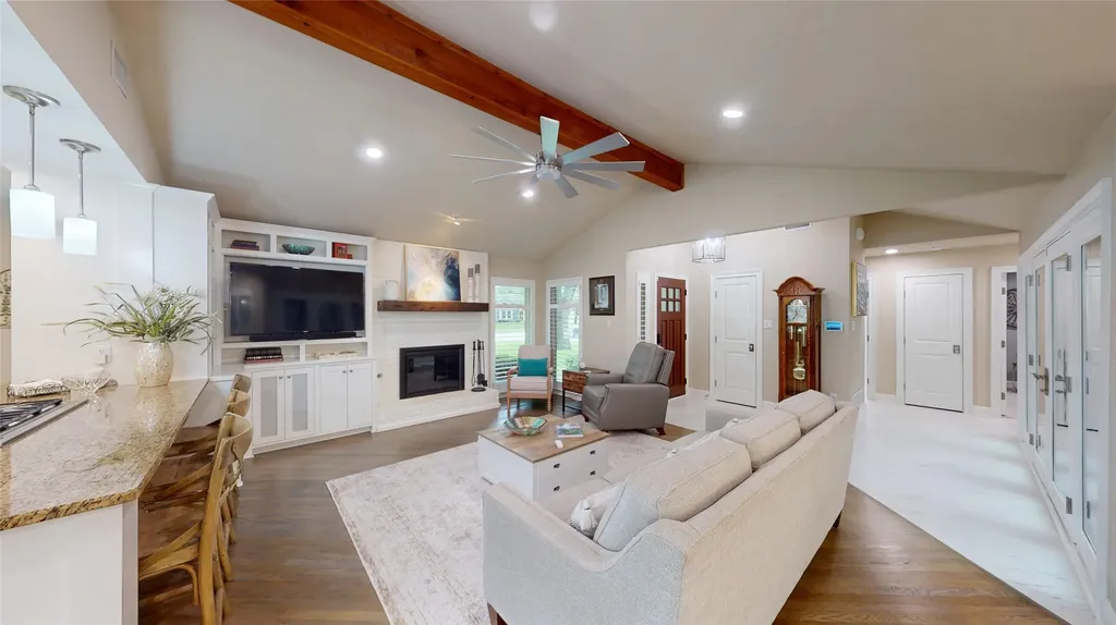 2112 Quail Run Drive Corinth TX 76208
