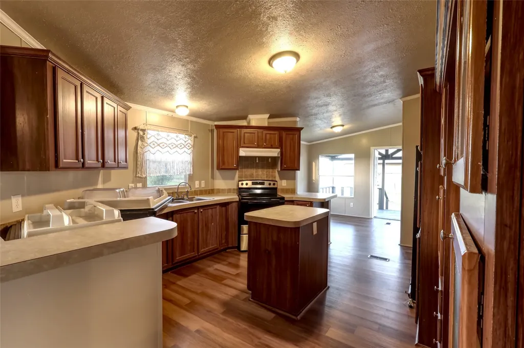 8344 Fm 697 Whitewright TX 75491