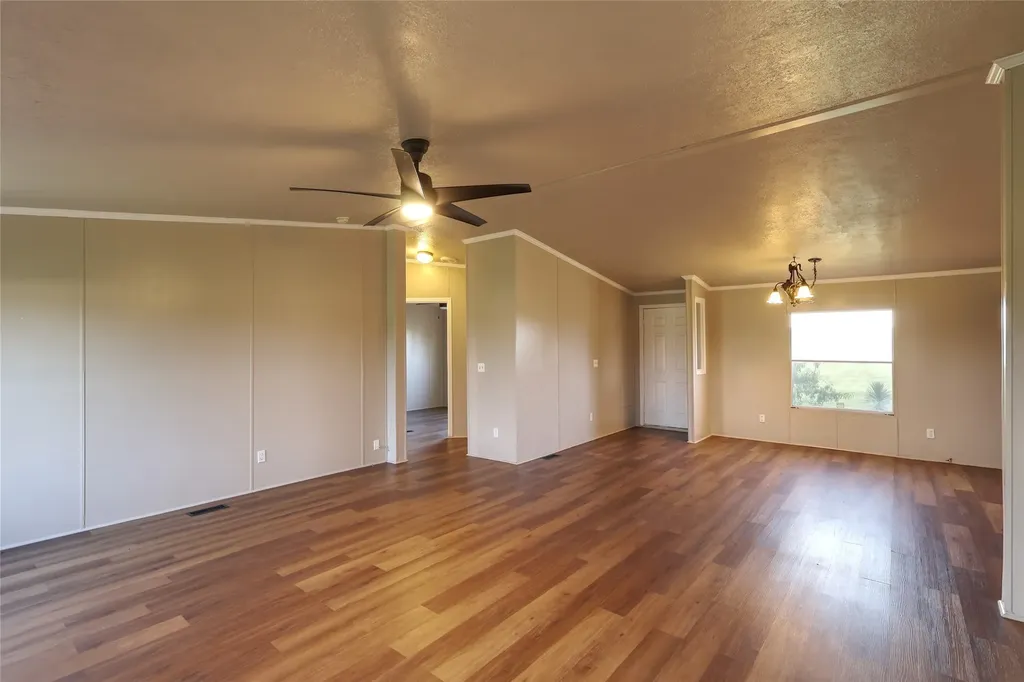 8344 Fm 697 Whitewright TX 75491
