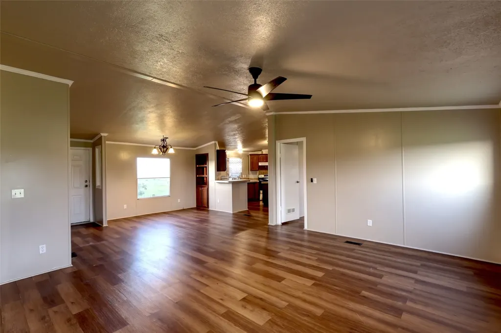 8344 Fm 697 Whitewright TX 75491