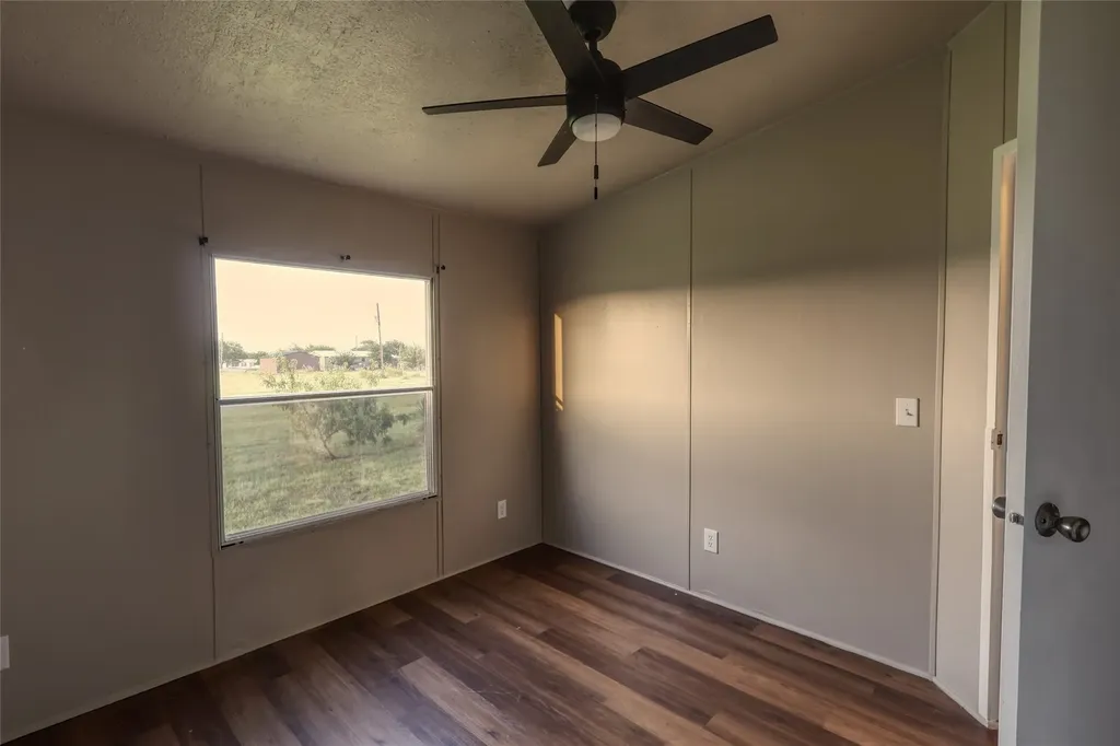 8344 Fm 697 Whitewright TX 75491