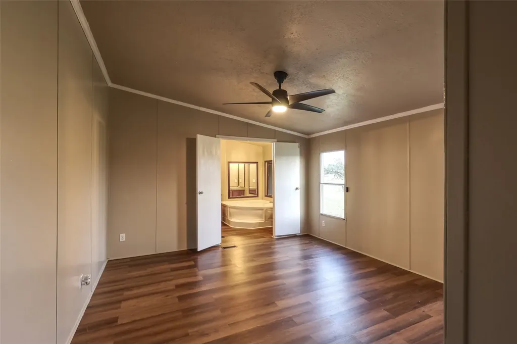 8344 Fm 697 Whitewright TX 75491