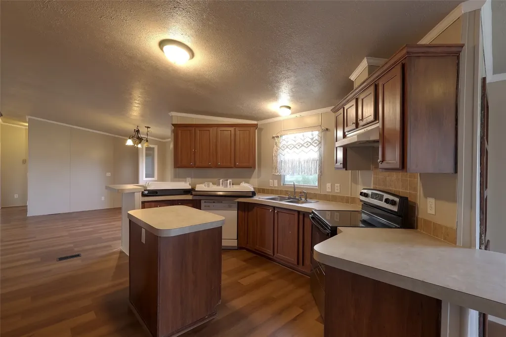 8344 Fm 697 Whitewright TX 75491