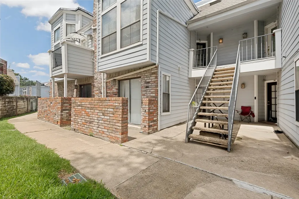 3406 Country Club Drive W Irving TX 75038