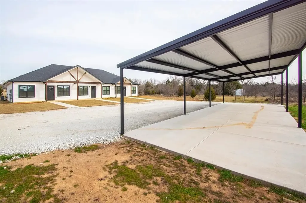 20492 Us Highway 377 Whitesboro TX 76273