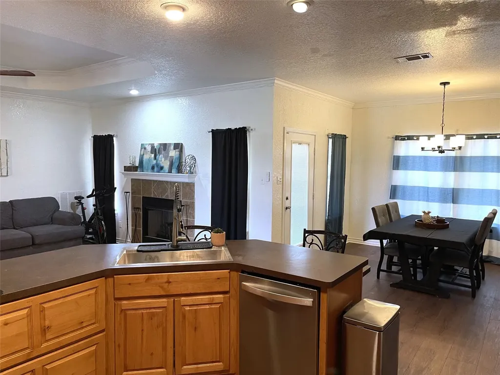 107 Carroll Street Teague TX 75860
