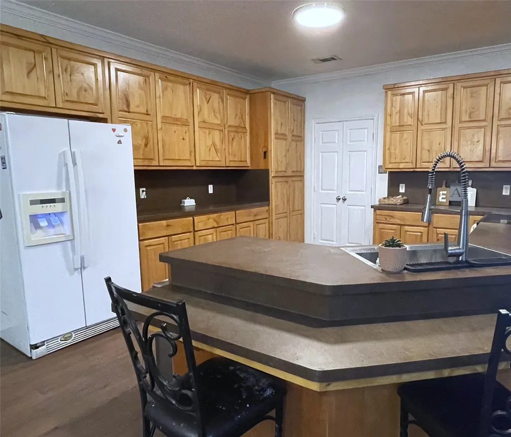 107 Carroll Street Teague TX 75860