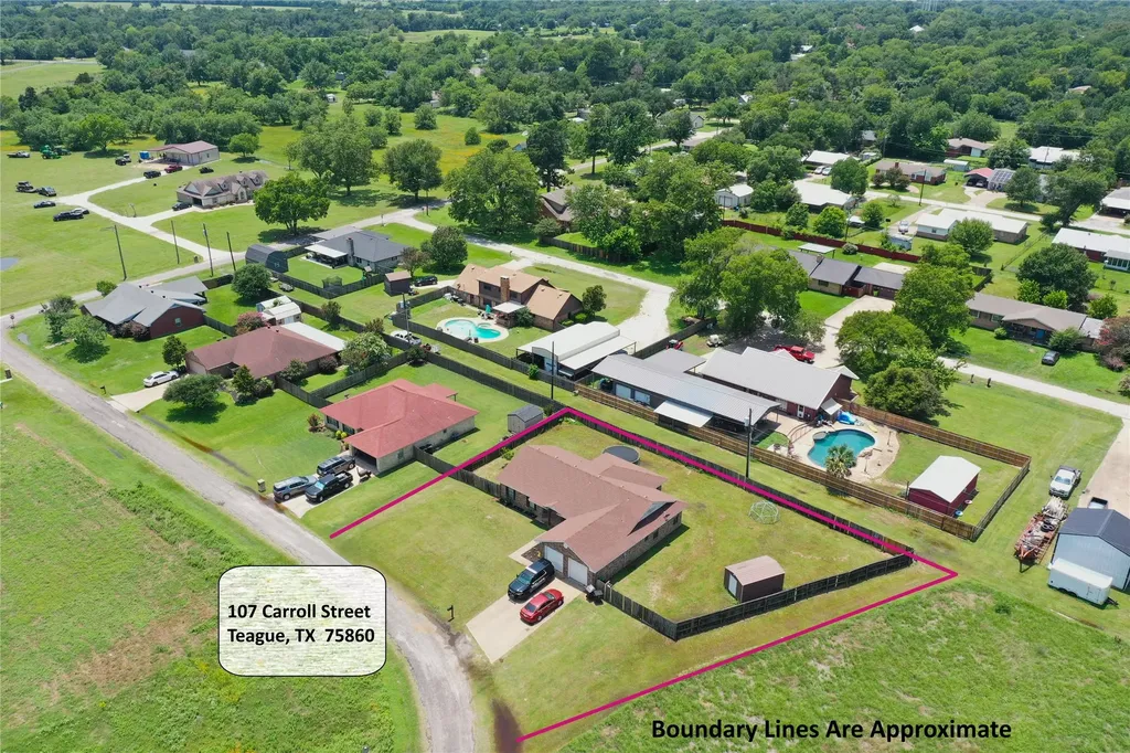 107 Carroll Street Teague TX 75860