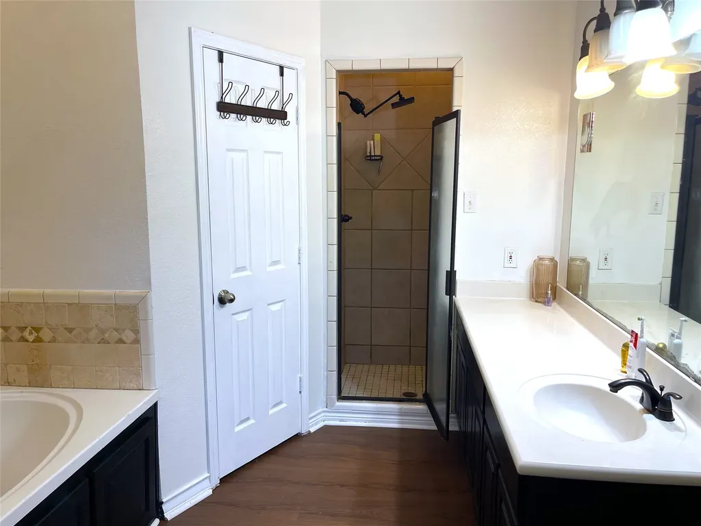 107 Carroll Street Teague TX 75860