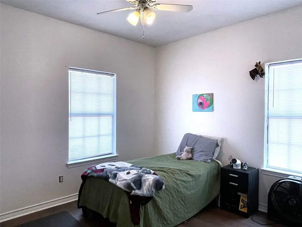 107 Carroll Street Teague TX 75860