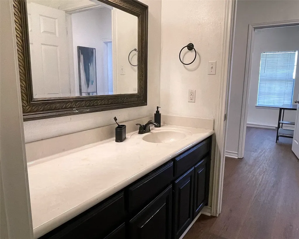 107 Carroll Street Teague TX 75860