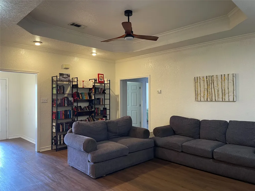 107 Carroll Street Teague TX 75860