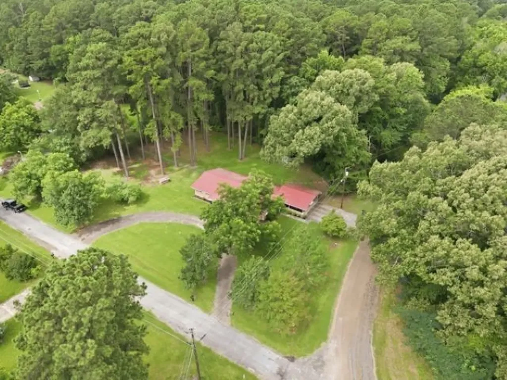 100 County Road 1123 Daingerfield TX 75638