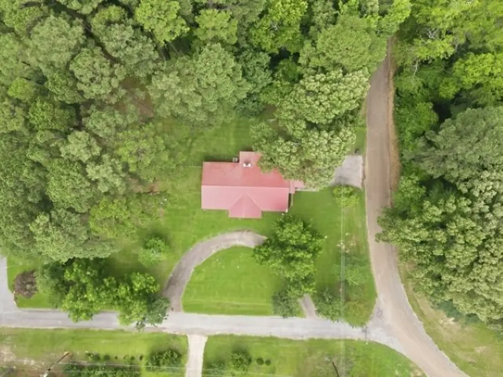 100 County Road 1123 Daingerfield TX 75638