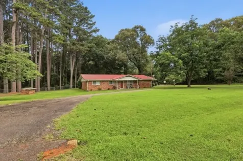 100 County Road 1123 Daingerfield TX 75638