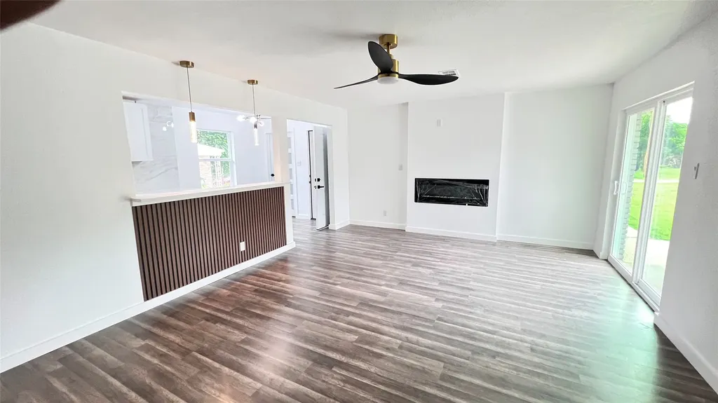 1711 Heather Glen Drive Dallas TX 75232