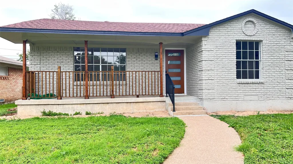 1711 Heather Glen Drive Dallas TX 75232