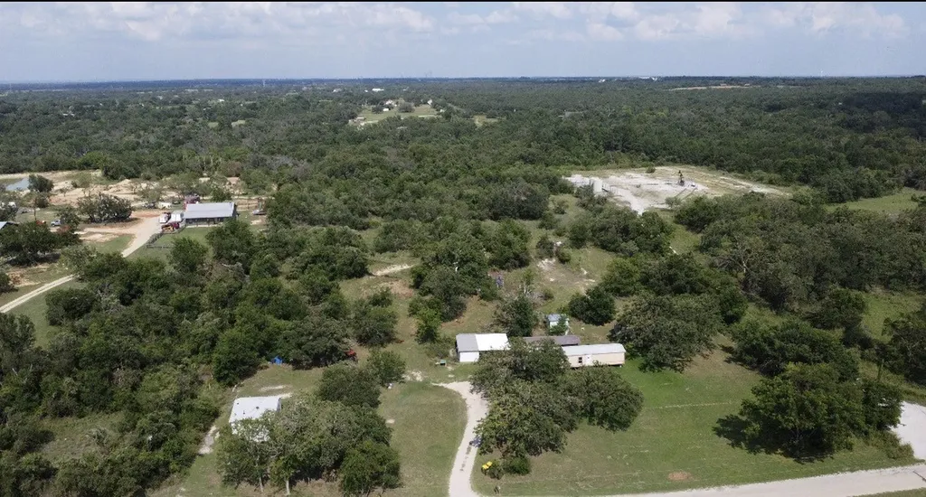 306 County Road 3677 Paradise TX 76073