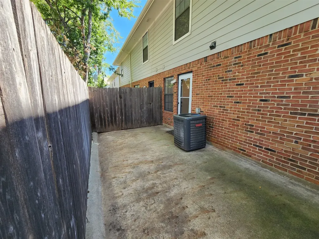 716 W Mulberry Street Denton TX 76201