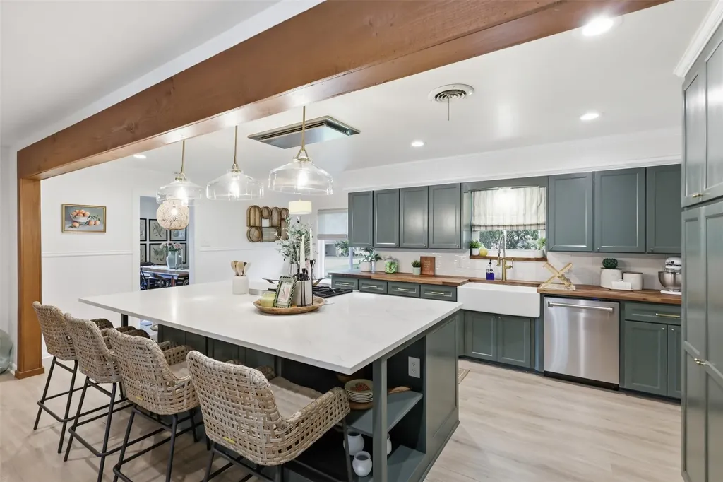 1208 N Morris Street Mckinney TX 75069
