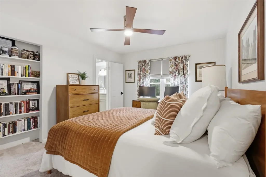 1208 N Morris Street Mckinney TX 75069