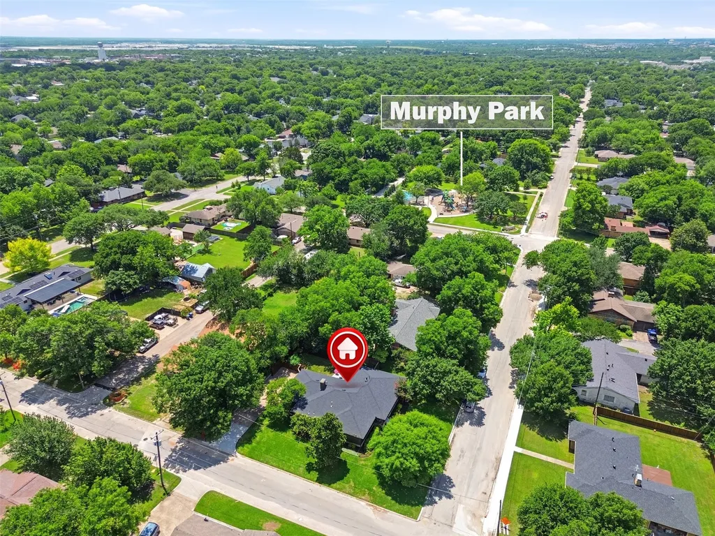 1208 N Morris Street Mckinney TX 75069