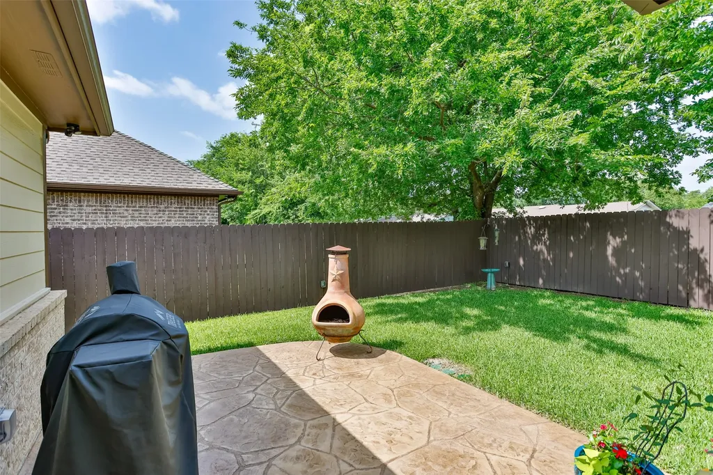 1127 Vintage Avenue Gainesville TX 76240