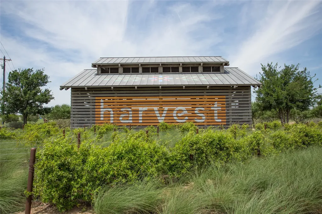 1221 15th Street Argyle TX 76226