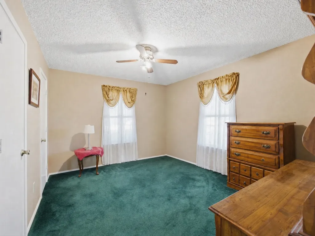 309 Greathouse Street Bridgeport TX 76426