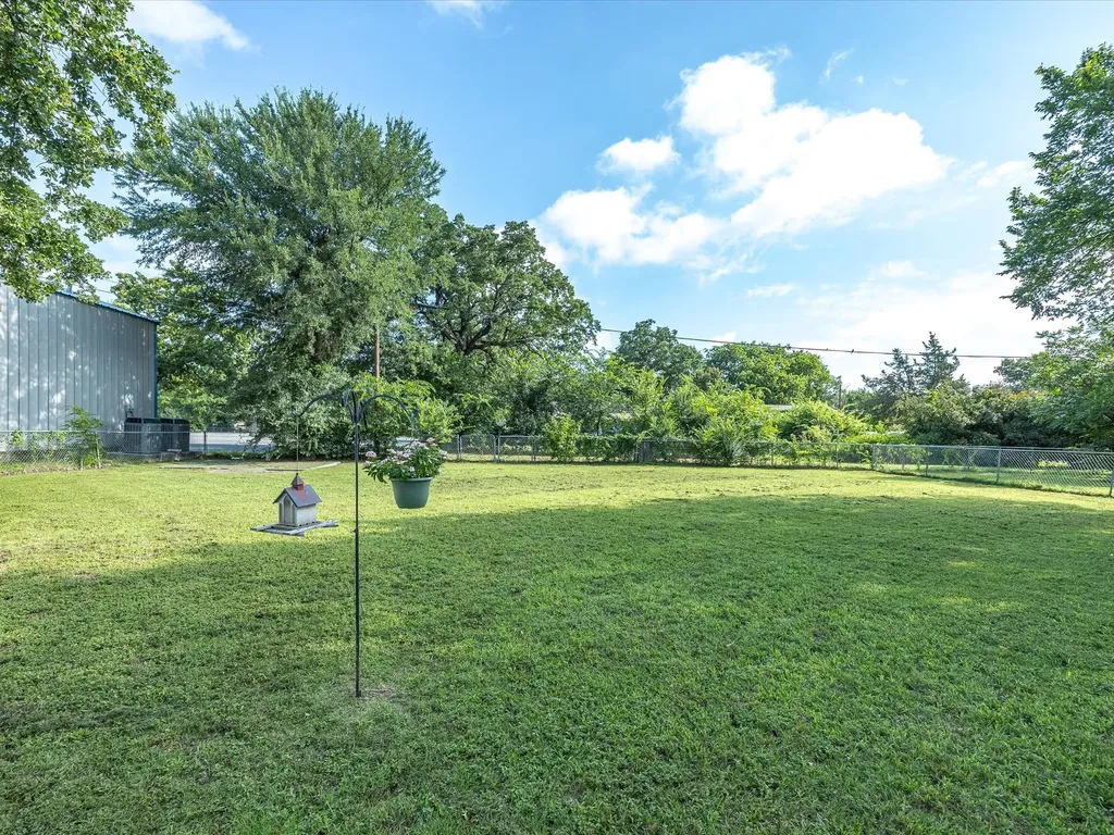 309 Greathouse Street Bridgeport TX 76426