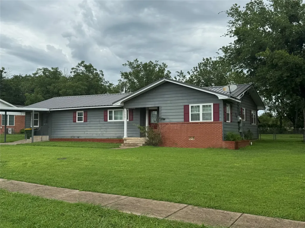 708 First Hico TX 76457