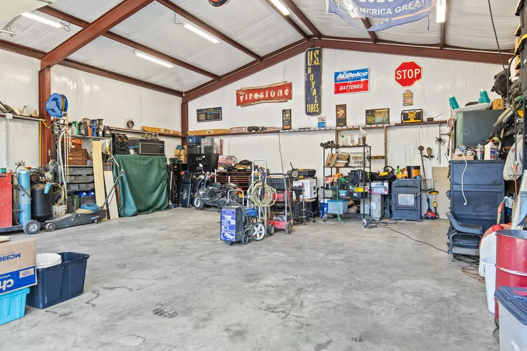 197 Shreveport Street Avinger TX 75630