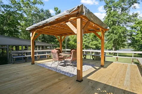197 Shreveport Street Avinger TX 75630