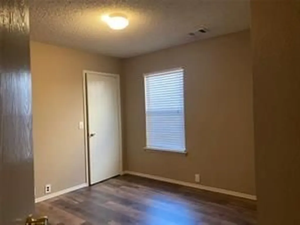 4211 Falcon Drive Sherman TX 75092