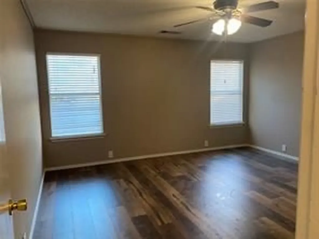 4211 Falcon Drive Sherman TX 75092