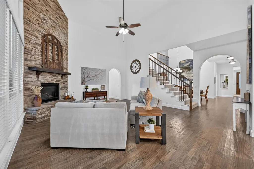 11601 Norcross Drive Cross Roads TX 76227