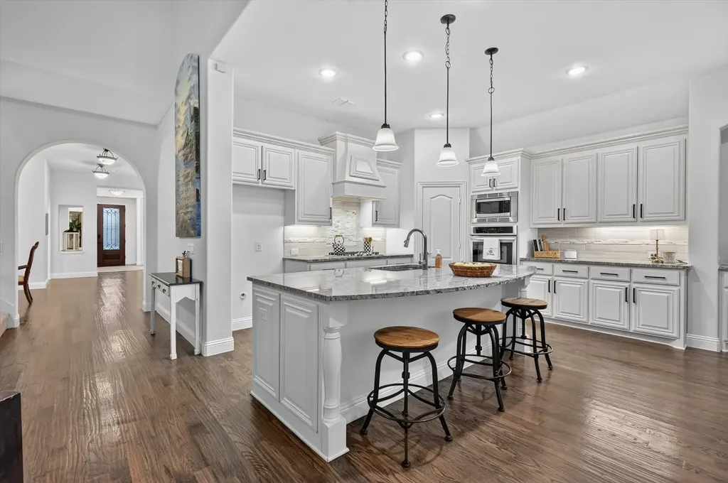 11601 Norcross Drive Cross Roads TX 76227