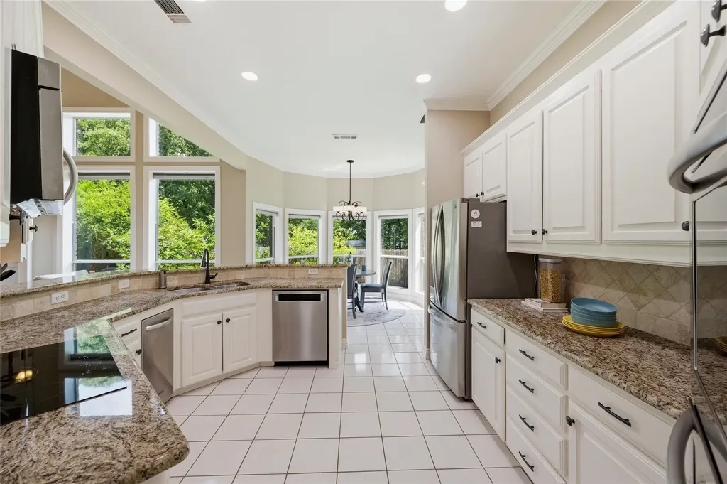 5527 Hunterwood Lane Arlington TX 76017