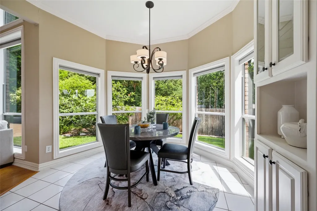 5527 Hunterwood Lane Arlington TX 76017