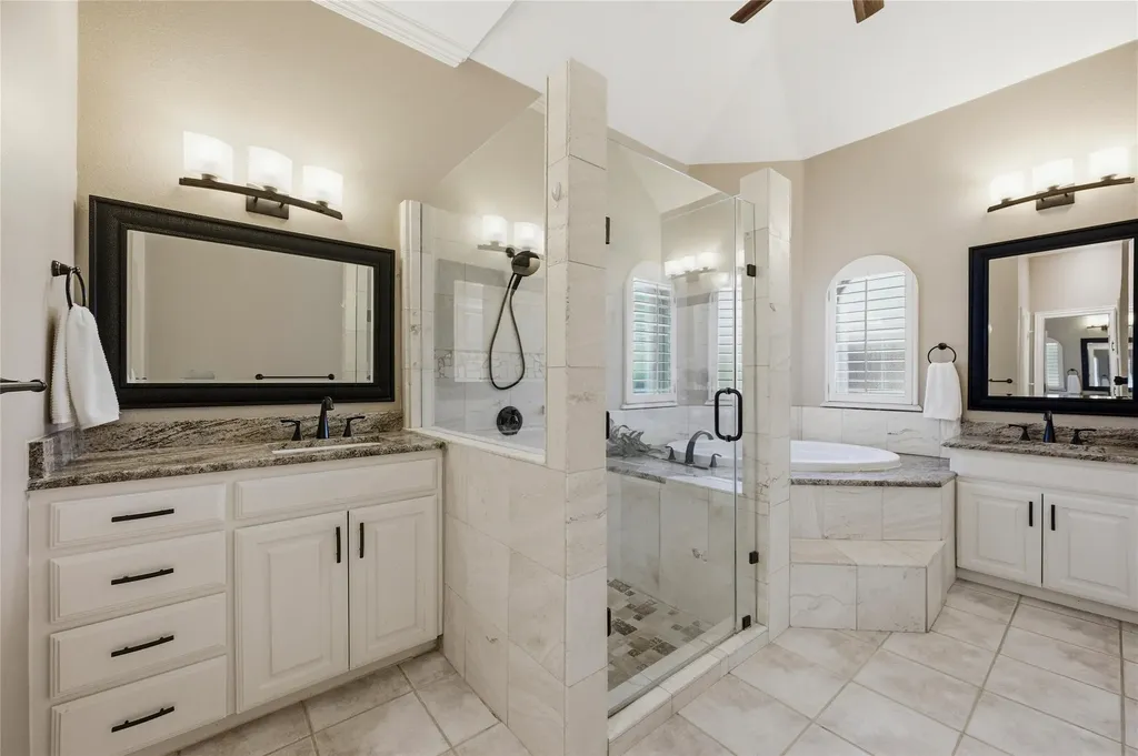 5527 Hunterwood Lane Arlington TX 76017