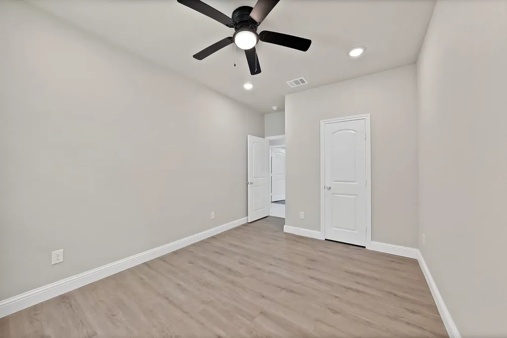 1112 Trinity Street Cleburne TX 76031