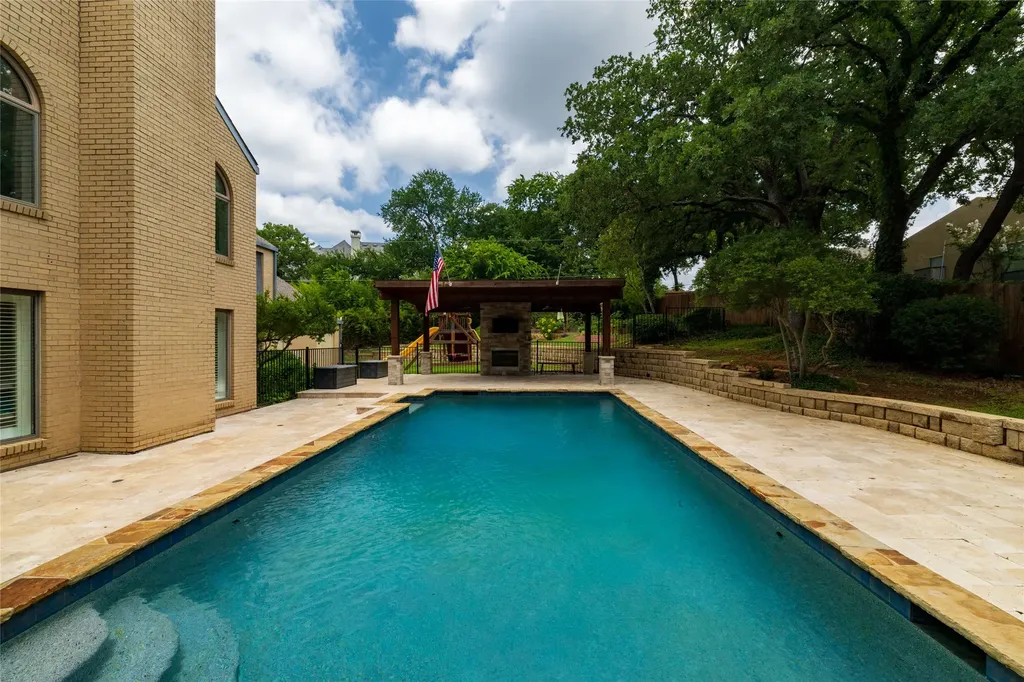 3505 Estates Drive Dalworthington Gardens TX 76016