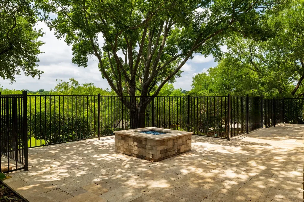 3505 Estates Drive Dalworthington Gardens TX 76016