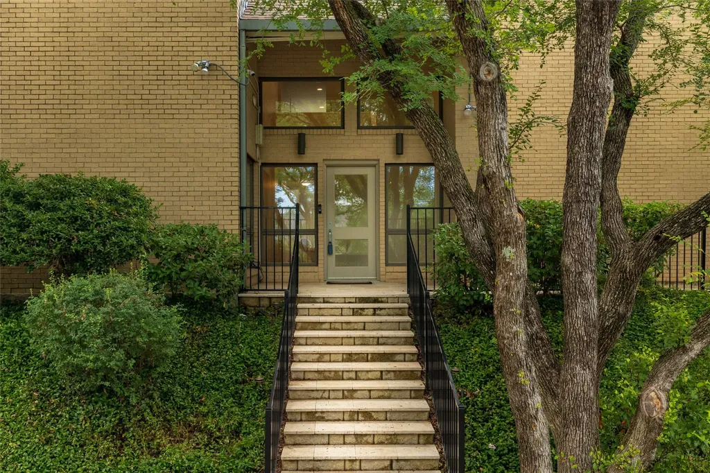 3505 Estates Drive Dalworthington Gardens TX 76016
