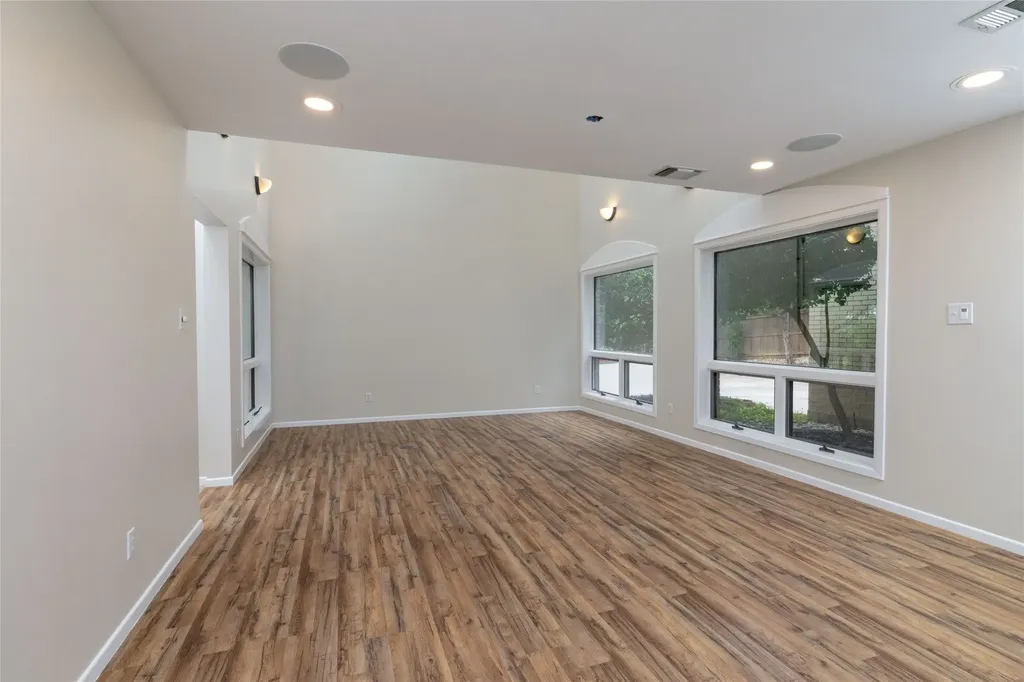 3505 Estates Drive Dalworthington Gardens TX 76016