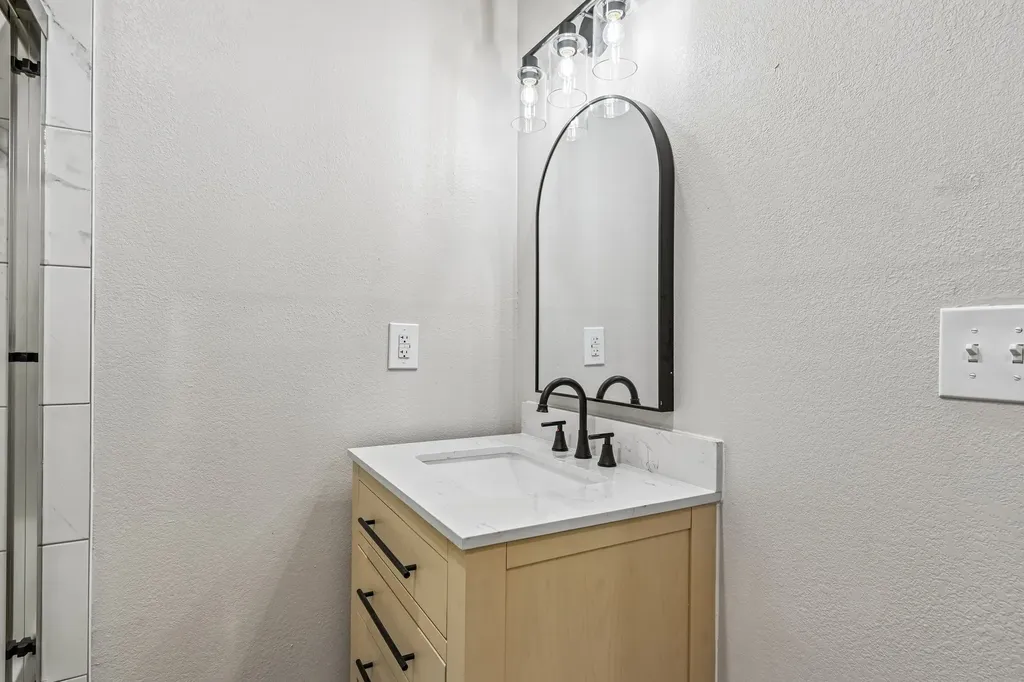 404 New Hope Street Terrell TX 75160