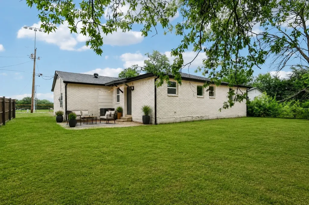 404 New Hope Street Terrell TX 75160